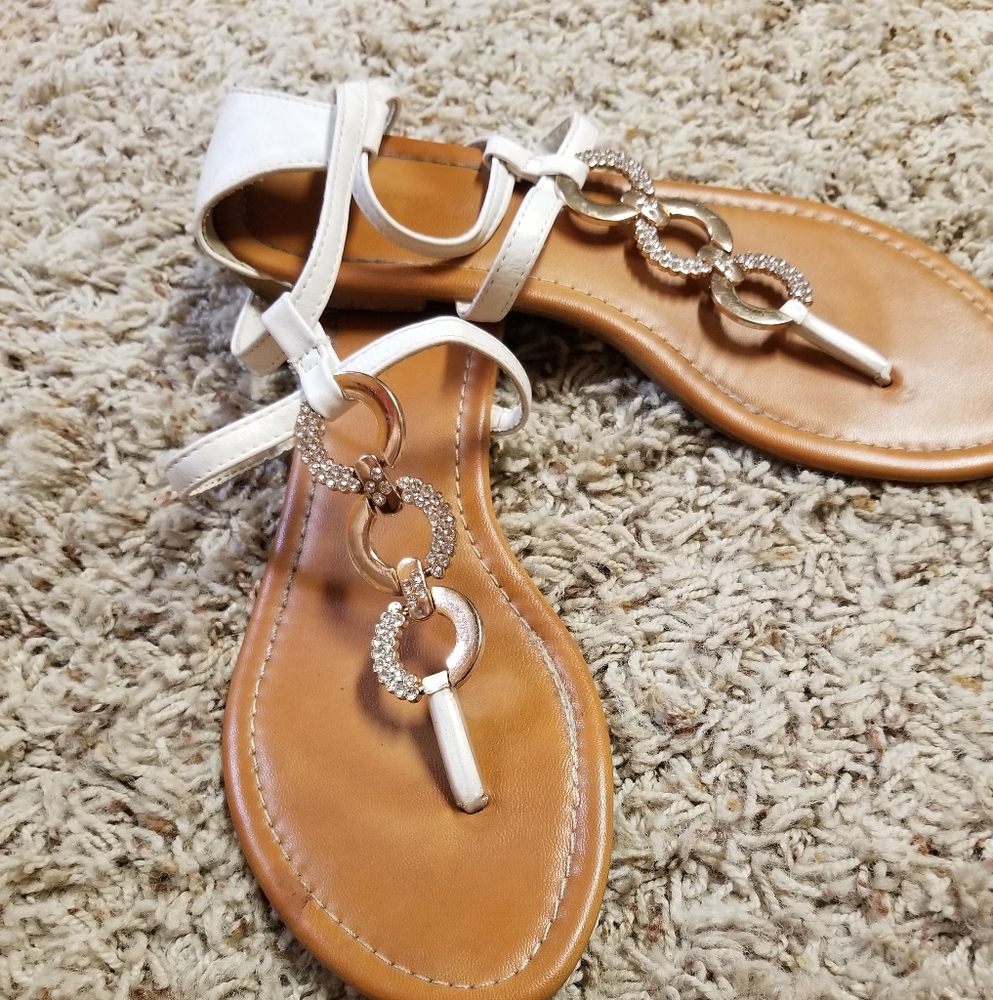Sandles - Picture 2 of 2